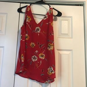 Floral tank, size small